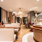Mercure Centre Alpotel 4*