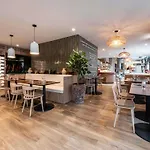 Mercure Centre Alpotel Otel 4*